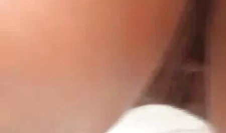 Рейчел в машину і домашній інтим відео керування штучним кицька